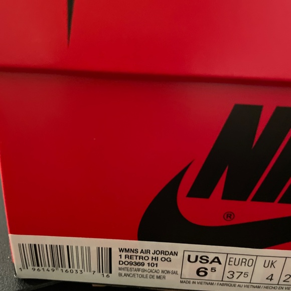 Womens air Jordan 1 retro HI OG size 6